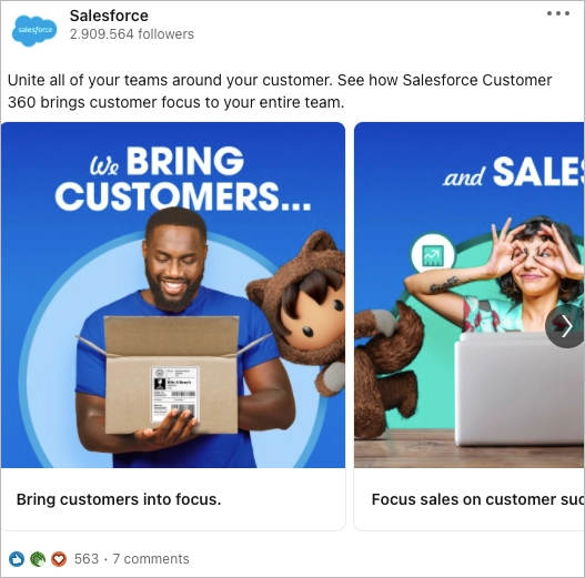 Exemple de carrousel publicitaire LinkedIn de Salesforce promouvant Customer 360 à l'aide de visuels axés sur les avantages.