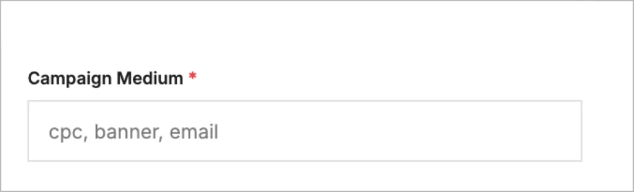 Pole Medium kampanii z przykładowymi wartościami (cpc, baner, e-mail)